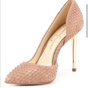 Jessica Simpson Lucina Snake Embossed Iridescent Heel Pumps. Size 7.5